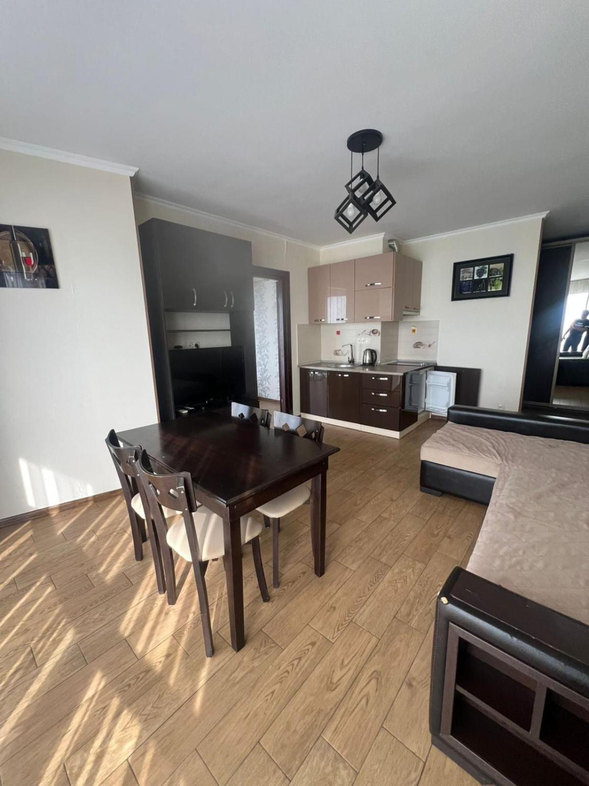 Seaview Panoramic Apartments Orbi Sea Towers Batumi Bagian luar foto
