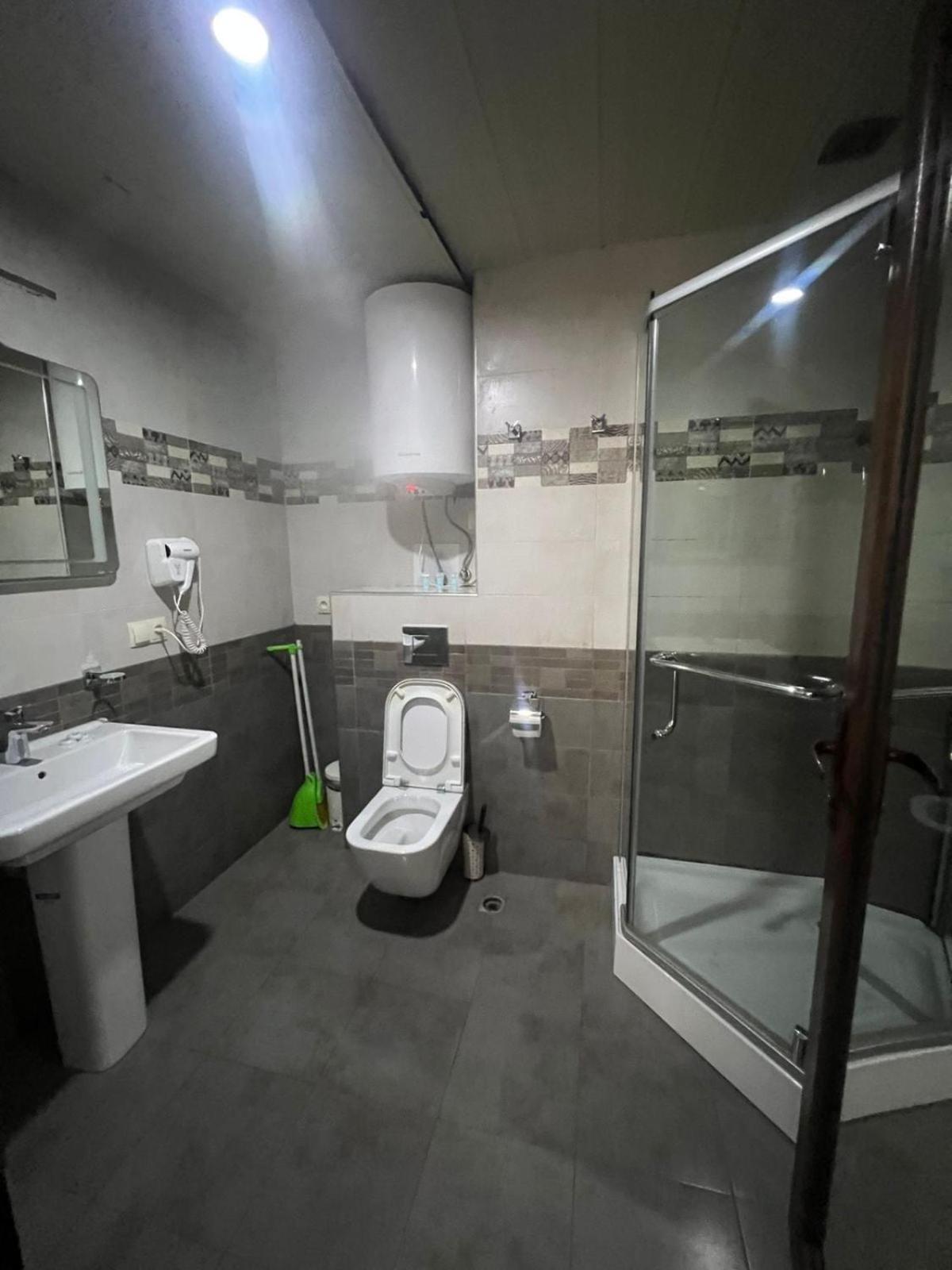 Seaview Panoramic Apartments Orbi Sea Towers Batumi Bagian luar foto