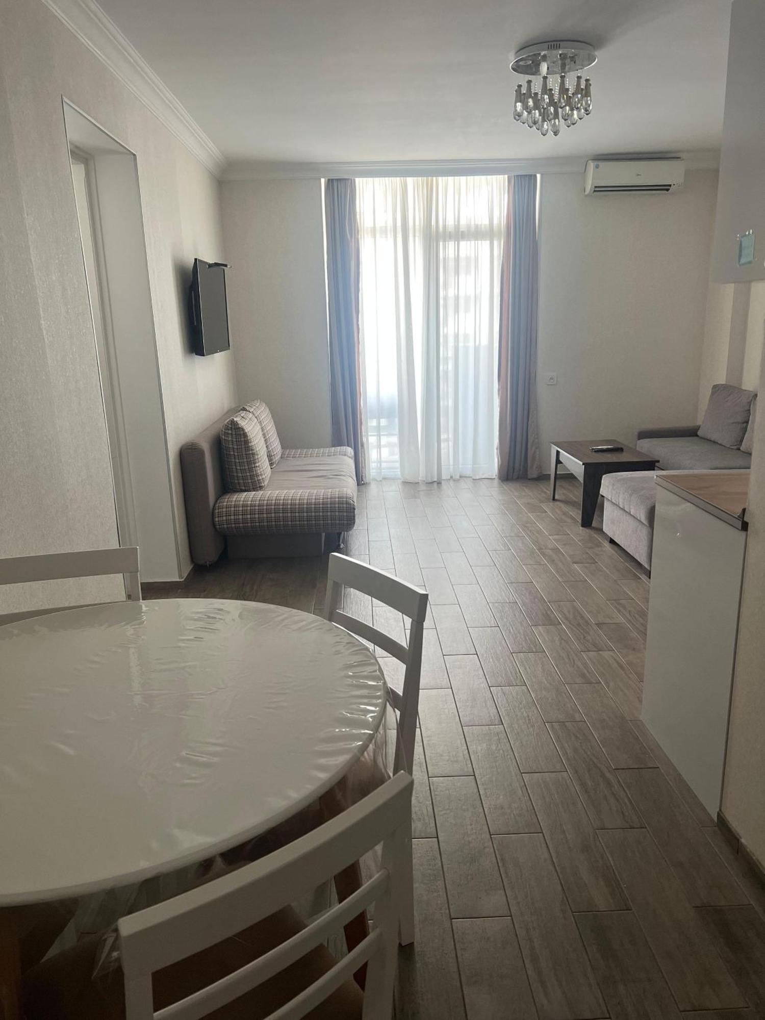 Seaview Panoramic Apartments Orbi Sea Towers Batumi Bagian luar foto